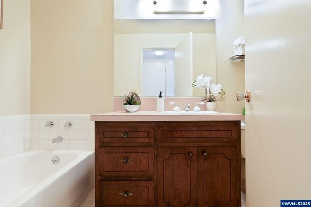 970 NW Conifer Bl, Corvallis, OR 97330