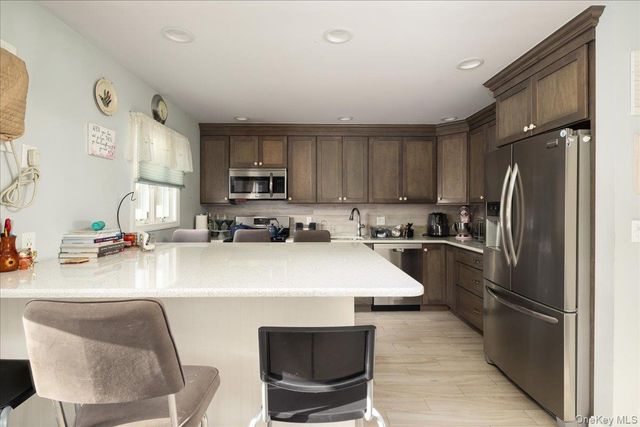 61 Cedar Street, Massapequa, NY 11758