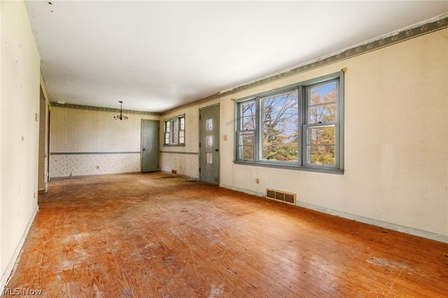 11829 Marlboro Avenue, Alliance, OH 44601