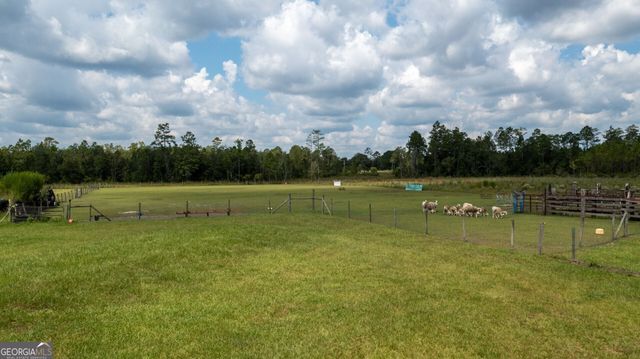 120 John H Carter III Lane, Folkston, GA 31537