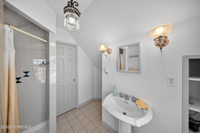 266 River Road, Red Bank, NJ 07701