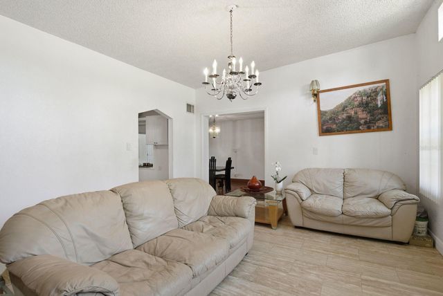 850 36TH AVENUE S, St Petersburg, FL 33705