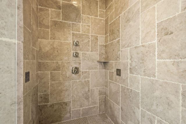850 36TH AVENUE S, St Petersburg, FL 33705