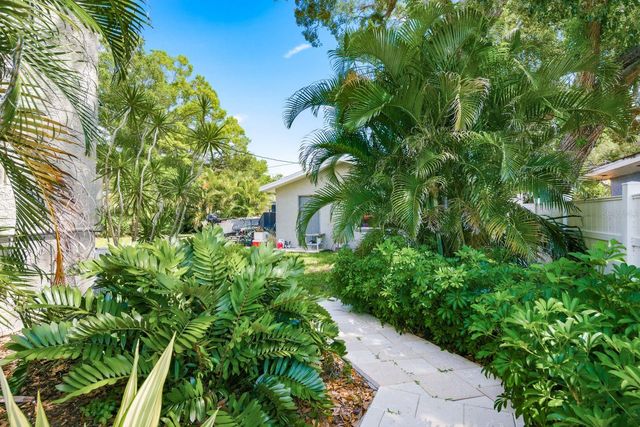 850 36TH AVENUE S, St Petersburg, FL 33705