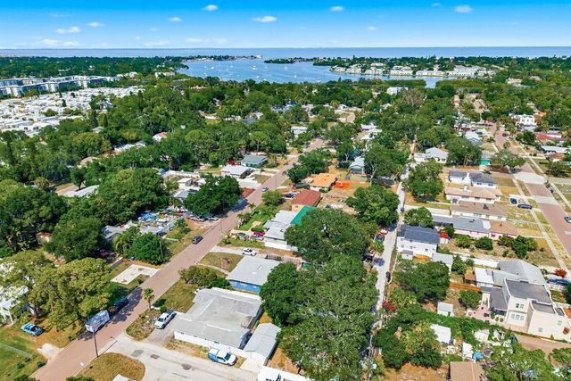 850 36TH AVENUE S, St Petersburg, FL 33705
