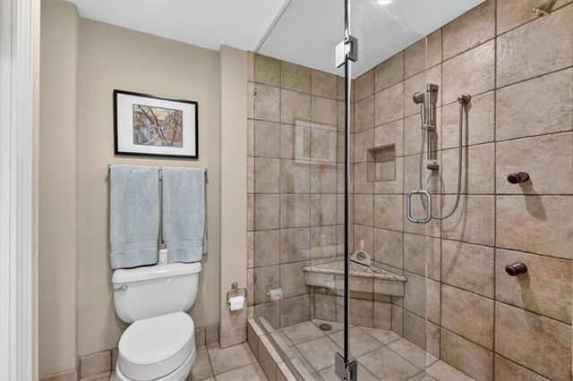 121 W 48th Street 808, Kansas City, MO 64112