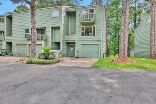 142 Villa Way, Coldspring, TX 77331