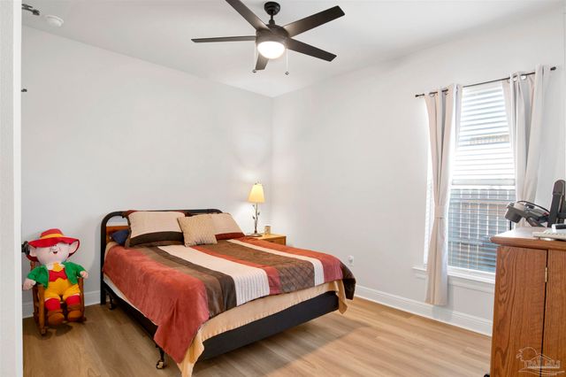 4245 Lady Palm Ct, Pace, FL 32571