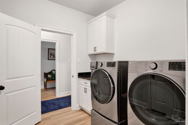 4245 Lady Palm Ct, Pace, FL 32571