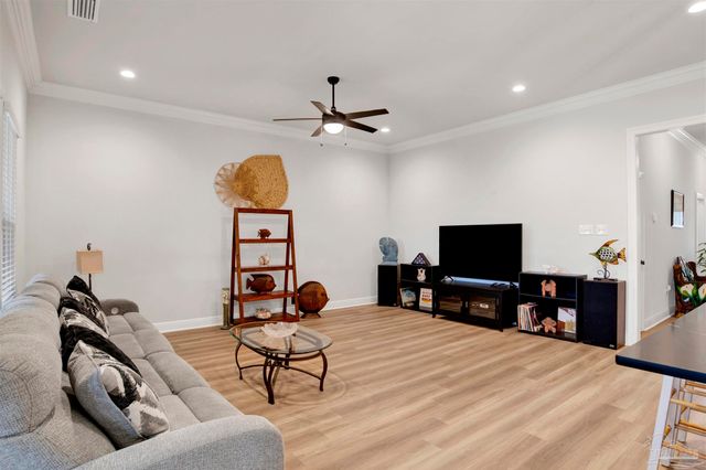 4245 Lady Palm Ct, Pace, FL 32571