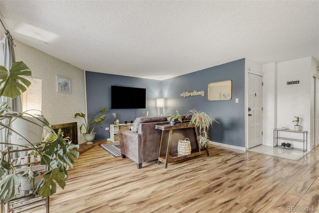 3428 S Locust Street B, Denver, CO 80222