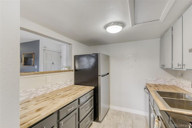 3428 S Locust Street B, Denver, CO 80222