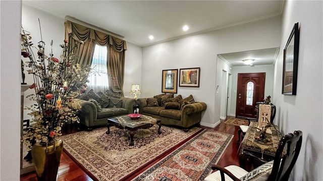 25845 Espinoza Drive, Valencia, CA 91355