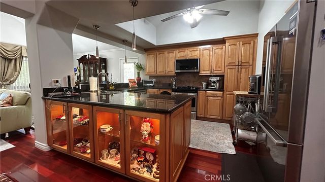 25845 Espinoza Drive, Valencia, CA 91355