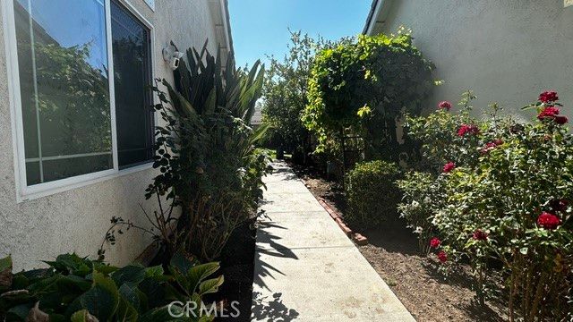 25845 Espinoza Drive, Valencia, CA 91355
