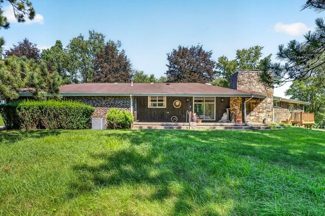 50295 St Joseph Street, Paw Paw, MI 49079