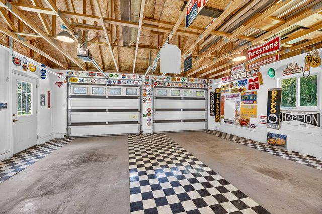 50295 St Joseph Street, Paw Paw, MI 49079