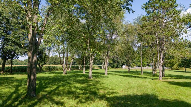 50295 St Joseph Street, Paw Paw, MI 49079