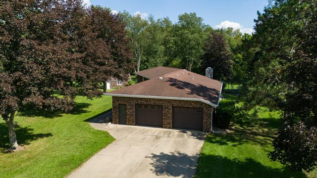 50295 St Joseph Street, Paw Paw, MI 49079