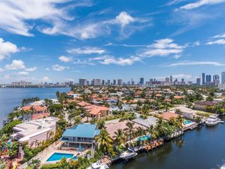 2841 NE 163rd Street 1211, North Miami Beach, FL 33160