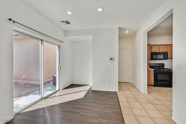 1231 Appaloosa Hills Avenue, North Las Vegas, NV 89081