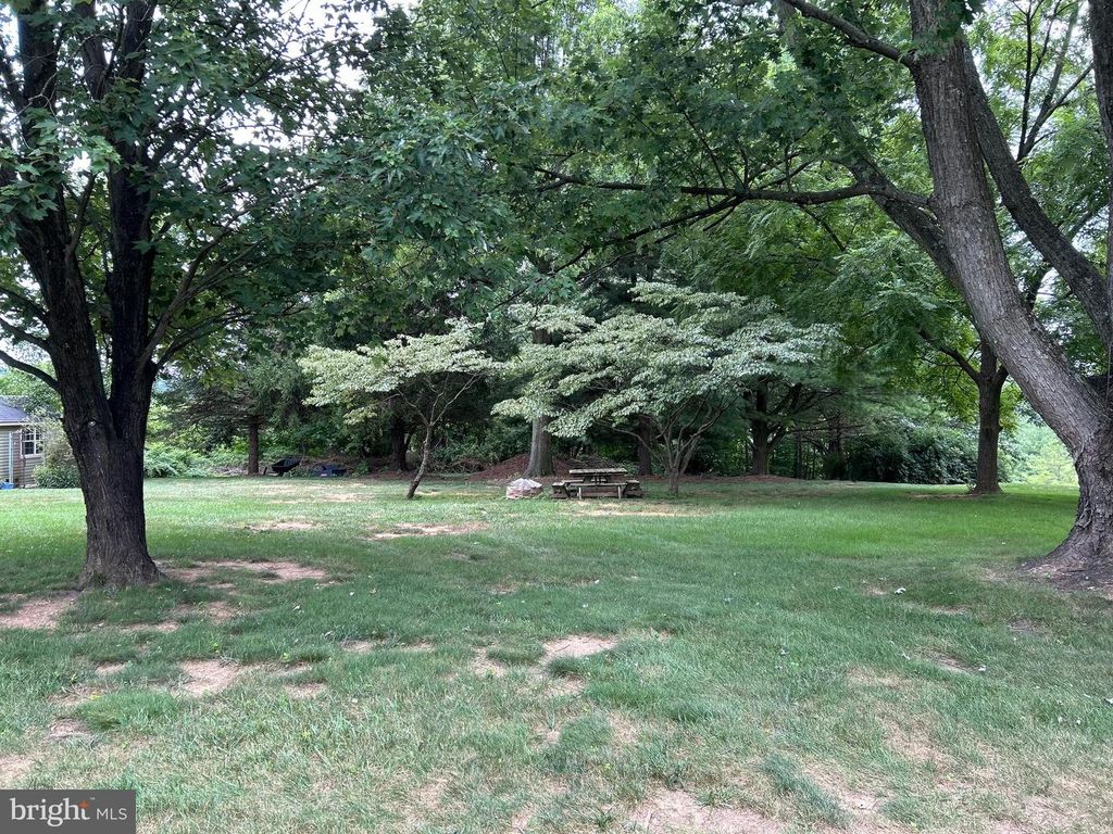 832 LEISTERS CHURCH RD, Westminster, MD 21157
