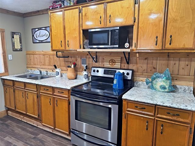 151 Canadian Drive, Trinity, TX 75862