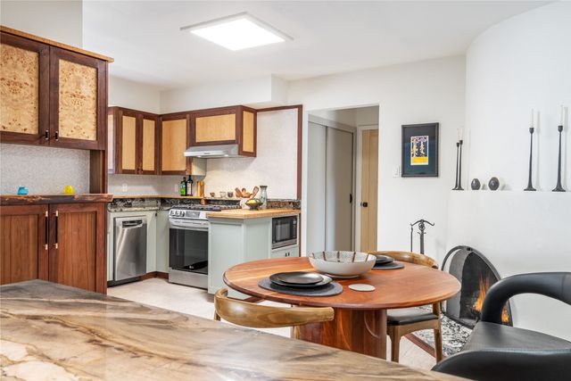 2270 Calle Pulido, Santa Fe, NM 87505