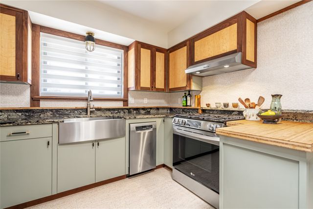 2270 Calle Pulido, Santa Fe, NM 87505