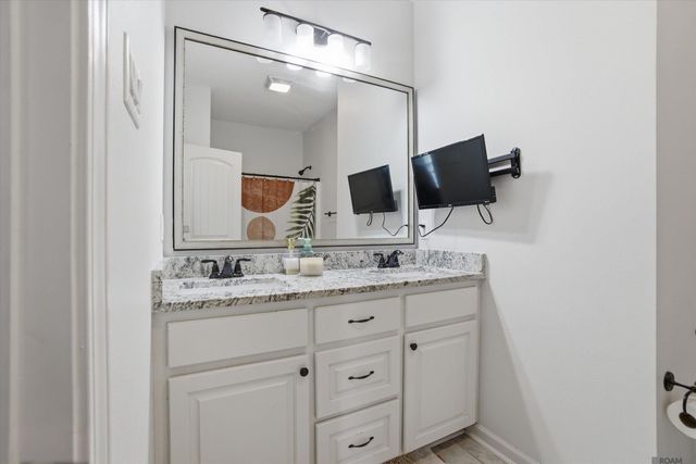 31318 Sweetwater Ridge Dr, Walker, LA 70785