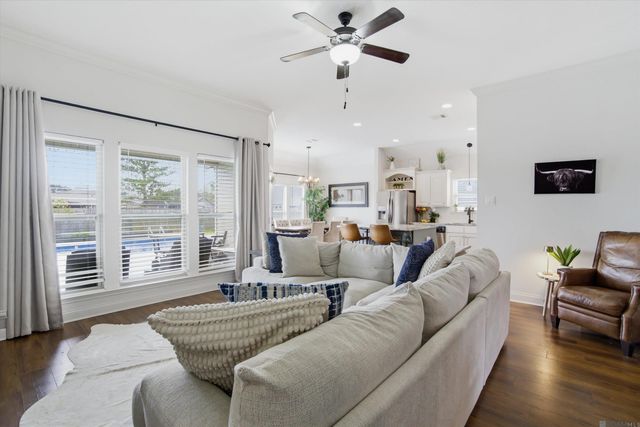 31318 Sweetwater Ridge Dr, Walker, LA 70785