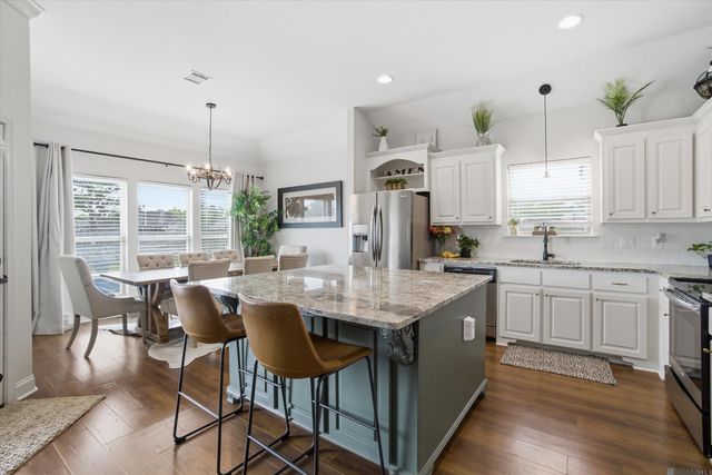 31318 Sweetwater Ridge Dr, Walker, LA 70785