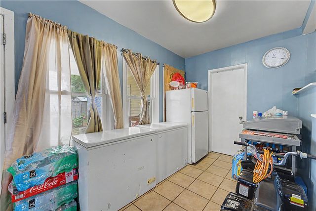 936 S Maxwell, Siloam Springs, AR 72761