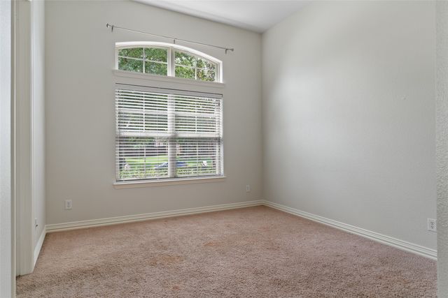 285 Talbot Lane, Sunnyvale, TX 75182
