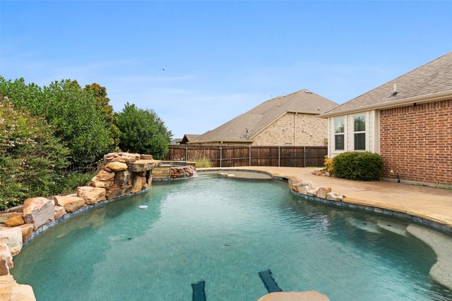 285 Talbot Lane, Sunnyvale, TX 75182