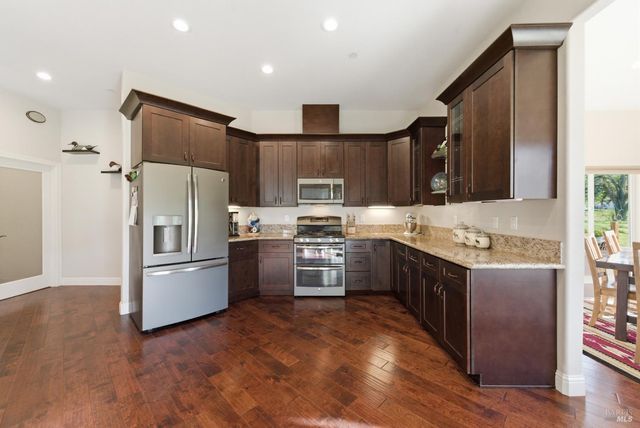 7561 Pleasants Valley Rd, Vacaville, CA 95688