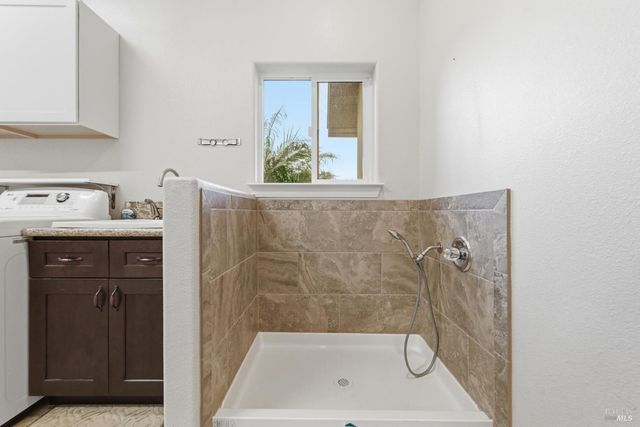 7561 Pleasants Valley Rd, Vacaville, CA 95688