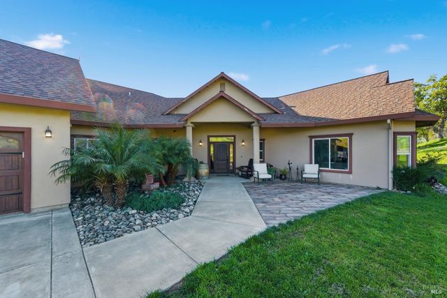 7561 Pleasants Valley Rd, Vacaville, CA 95688