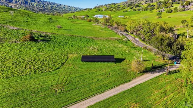 7561 Pleasants Valley Rd, Vacaville, CA 95688
