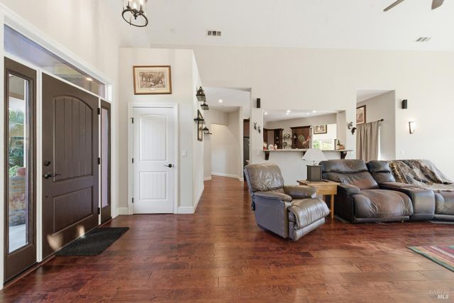 7561 Pleasants Valley Rd, Vacaville, CA 95688