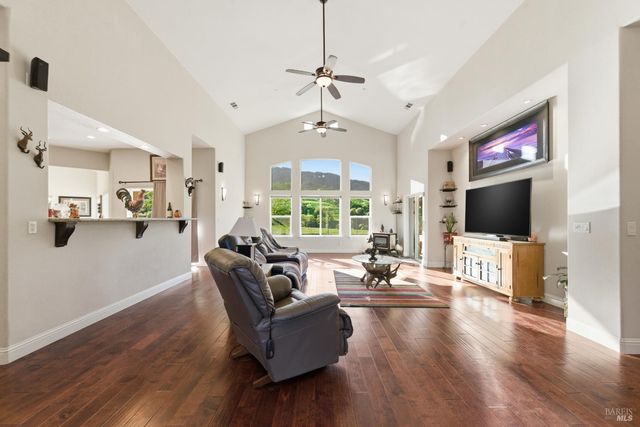 7561 Pleasants Valley Rd, Vacaville, CA 95688