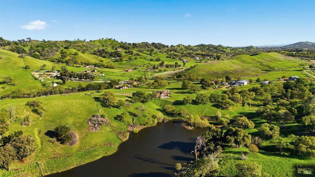 7561 Pleasants Valley Rd, Vacaville, CA 95688
