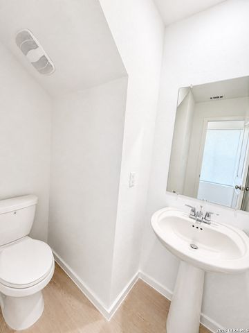 6506 Dali Bnd, San Antonio, TX 78263