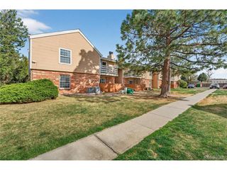 3320 S Ammons St 101, Lakewood, CO 80227