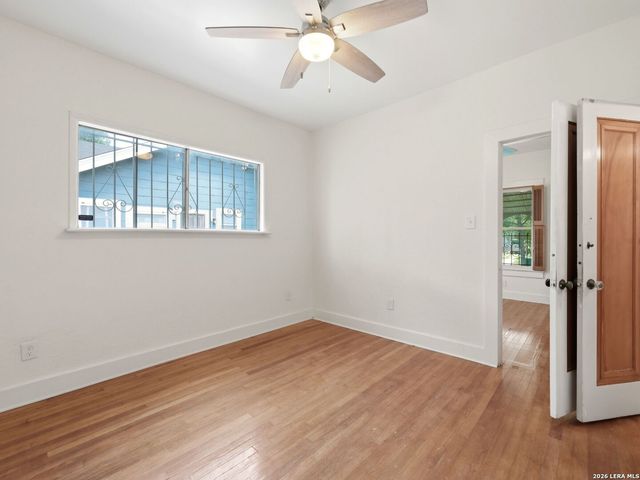 1549 W Huisache Avenue, San Antonio, TX 78201