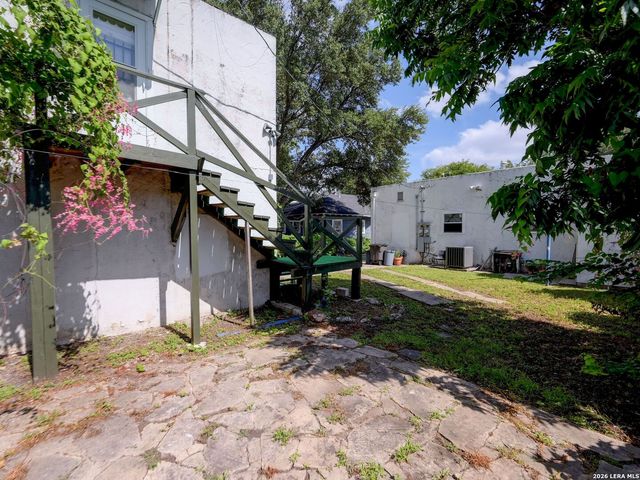 1549 W Huisache Avenue, San Antonio, TX 78201