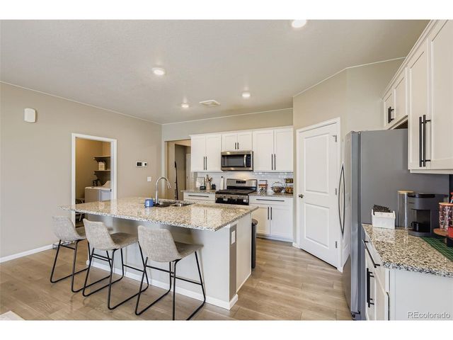 27227 E Maple Ave, Aurora, CO 80018