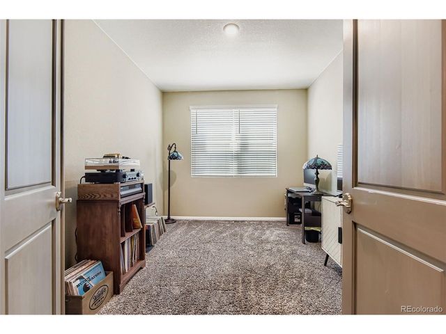 27227 E Maple Ave, Aurora, CO 80018