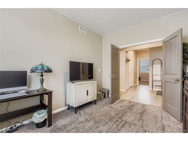 27227 E Maple Ave, Aurora, CO 80018