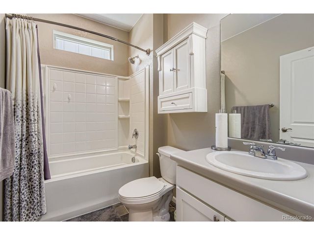 27227 E Maple Ave, Aurora, CO 80018